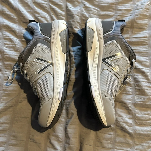 Vionic Mesh Walking Sneakers with Vio Beam - Walk Strider Size 7 Gray/ white - Picture 3 of 10